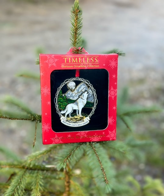 Northern Lights Wolf Centre Brass Ornament